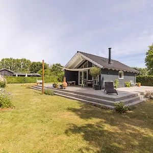 Vakantiehuis Modern And Cozy Near Copenhagen And Airport, Dragør